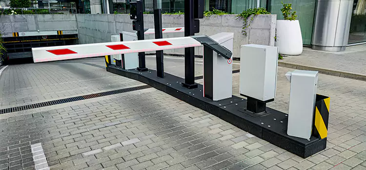 Custom Gate Design & Integration Bixby
